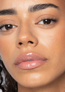 Mini Lip Retreat - Soft Mauve, på leppene