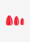 Ruby Red, Medium Almond fra Duff Beauty